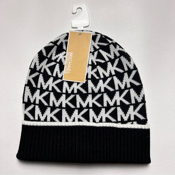 Michael Kors MK  Classic Pattern Women's Cold Weather Winter Beanie Logo Hat - Picture 1 of 12